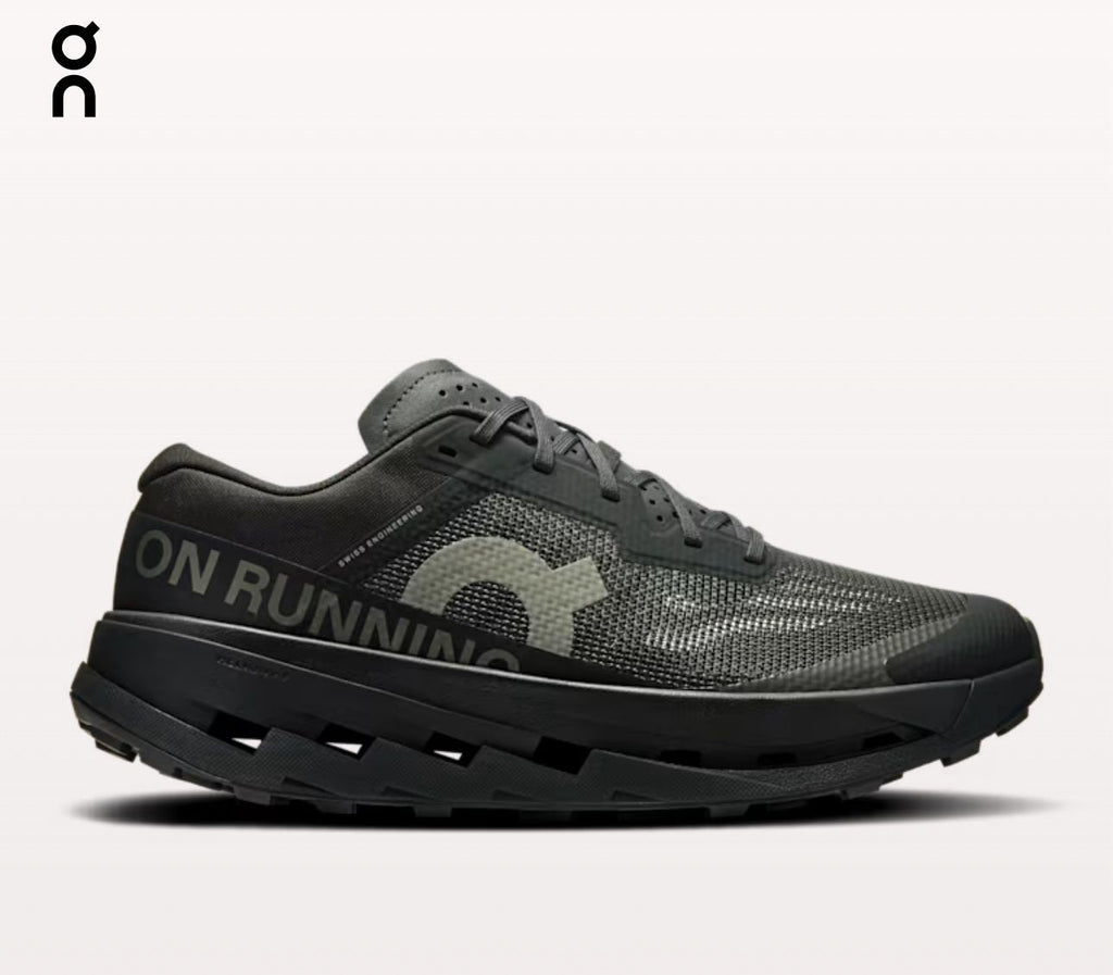 On Running Cloudultra 3 Black